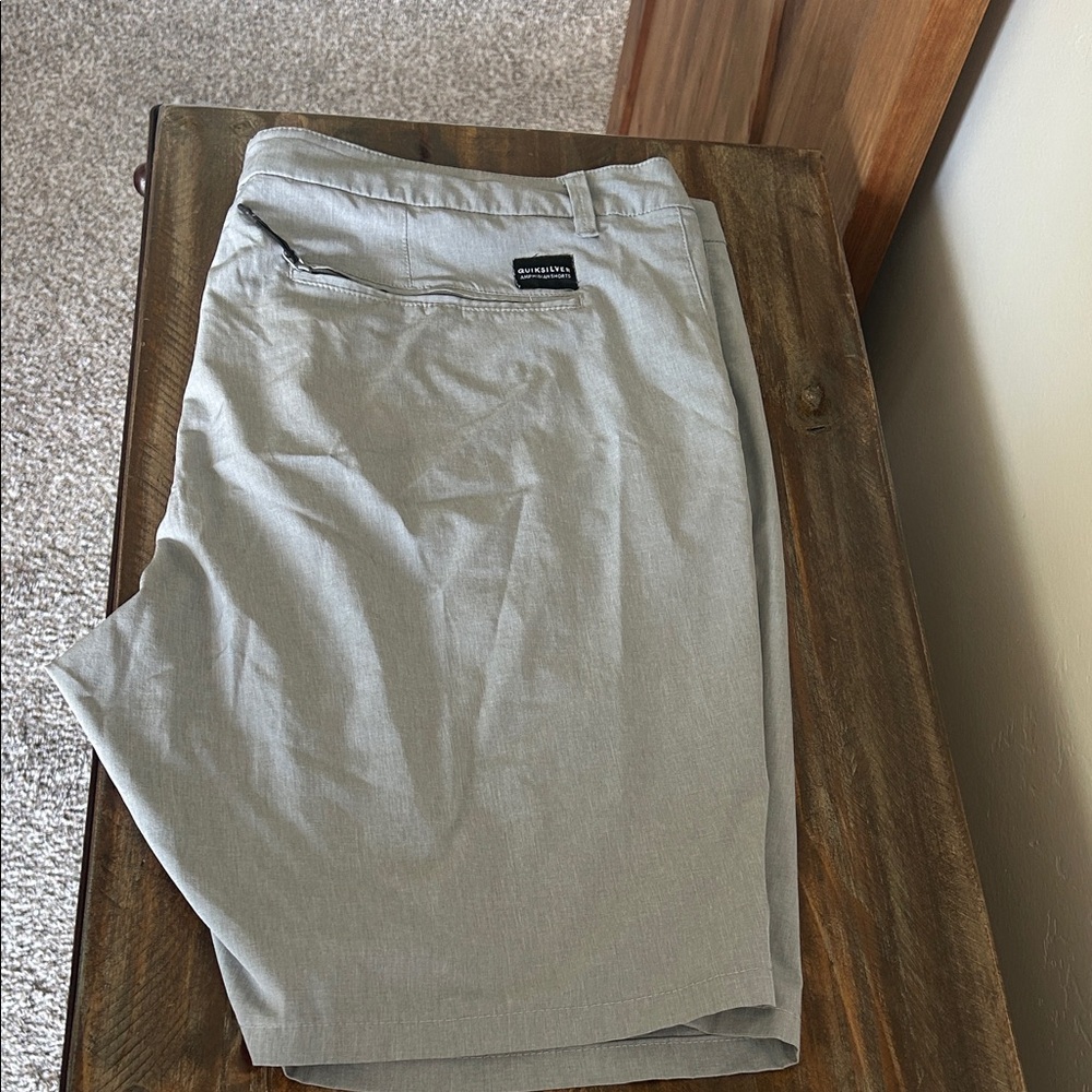 Quiksilver Gray Men's Hybrid Shorts